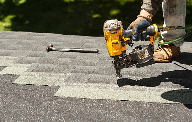 Best Shingle Roofing Installation  in , CT